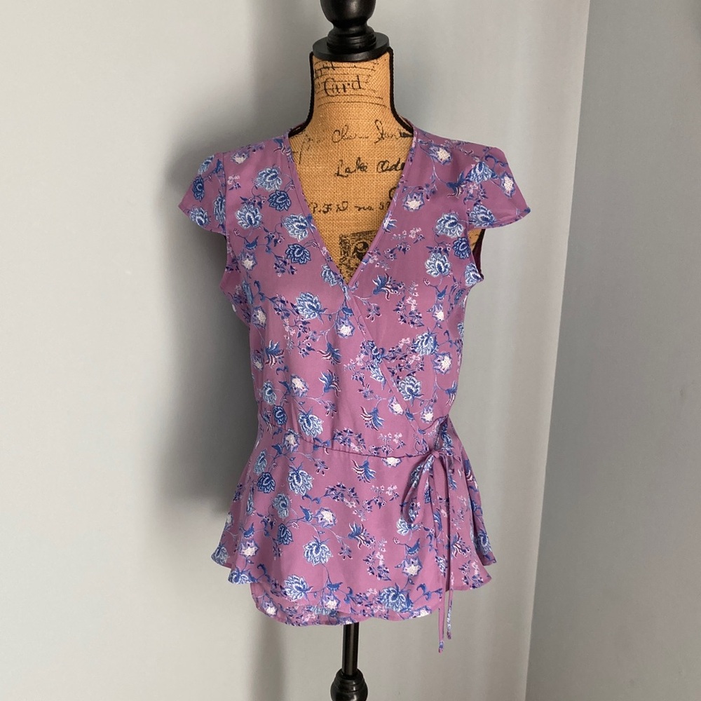 Purple Floral V-Neck Tie Waist Blouse by Pink Rose Women Size M